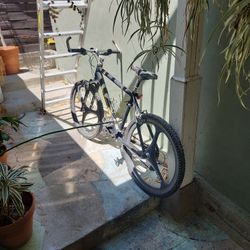 Cannondale F400 Cad2 Mountain Bike W Spin Wheels for Sale in Los Angeles CA OfferUp