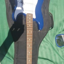 Squire strat fender guitar