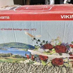 Husqvarna Viking Designer Topaz 30 Sewing & Embroidery Machine