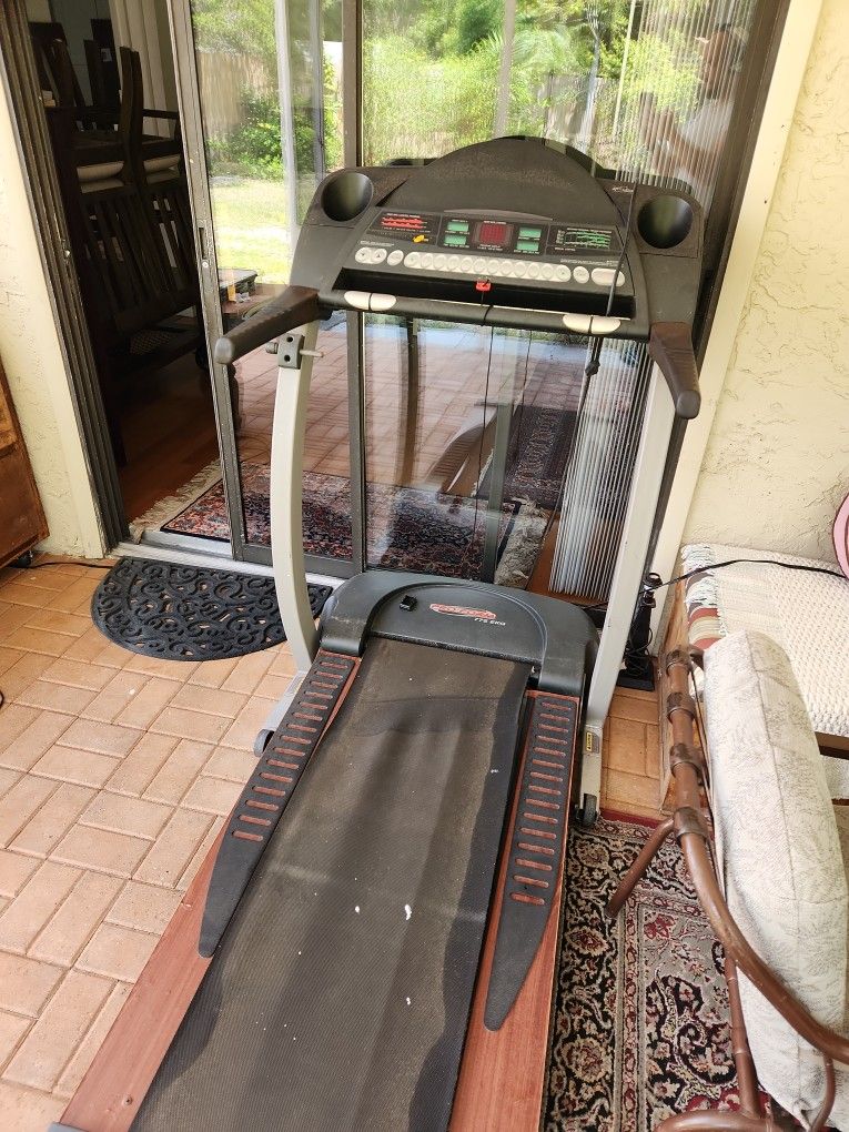 Pro-form 775 EKG Treadmill 