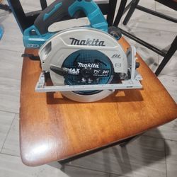 Makita 36v Left Side Blade Circular Saw