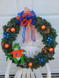 32 Inch University of Florida Green Holiday Wreath