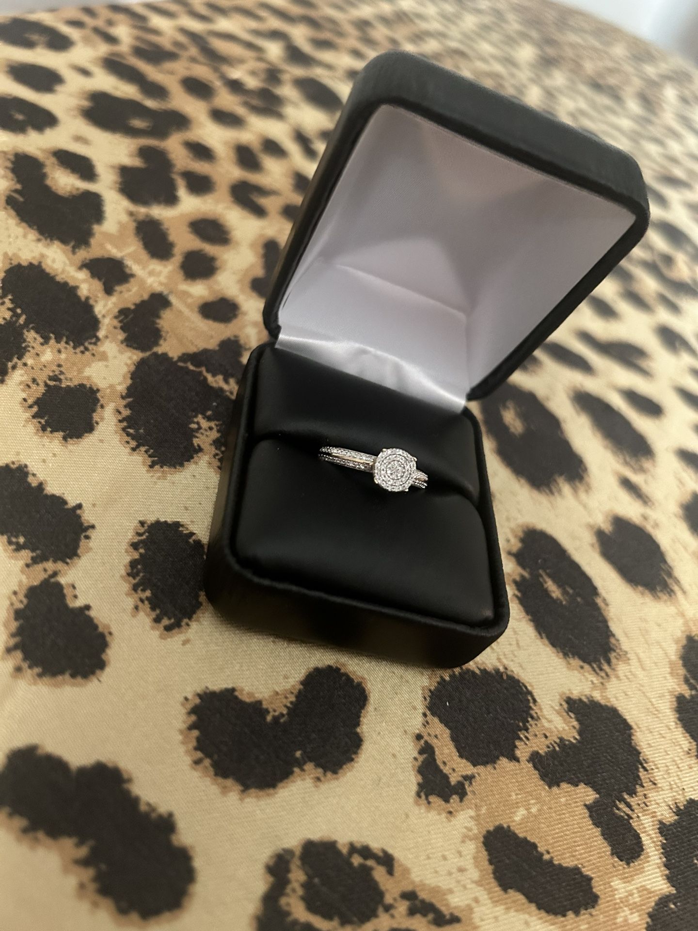 10kt Gold Ring/ Real Diamonds