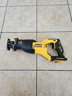 New Dewalt 20V  Reciprocating Saw  (open box)