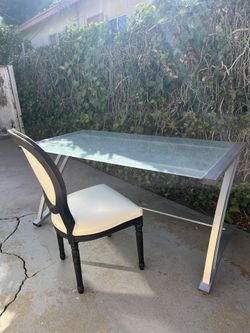 Glass Metal Desk 30x60