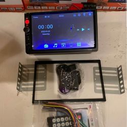 Car Touchscreen Radio, Stereo, Bluetooth, FM, Backup Camera