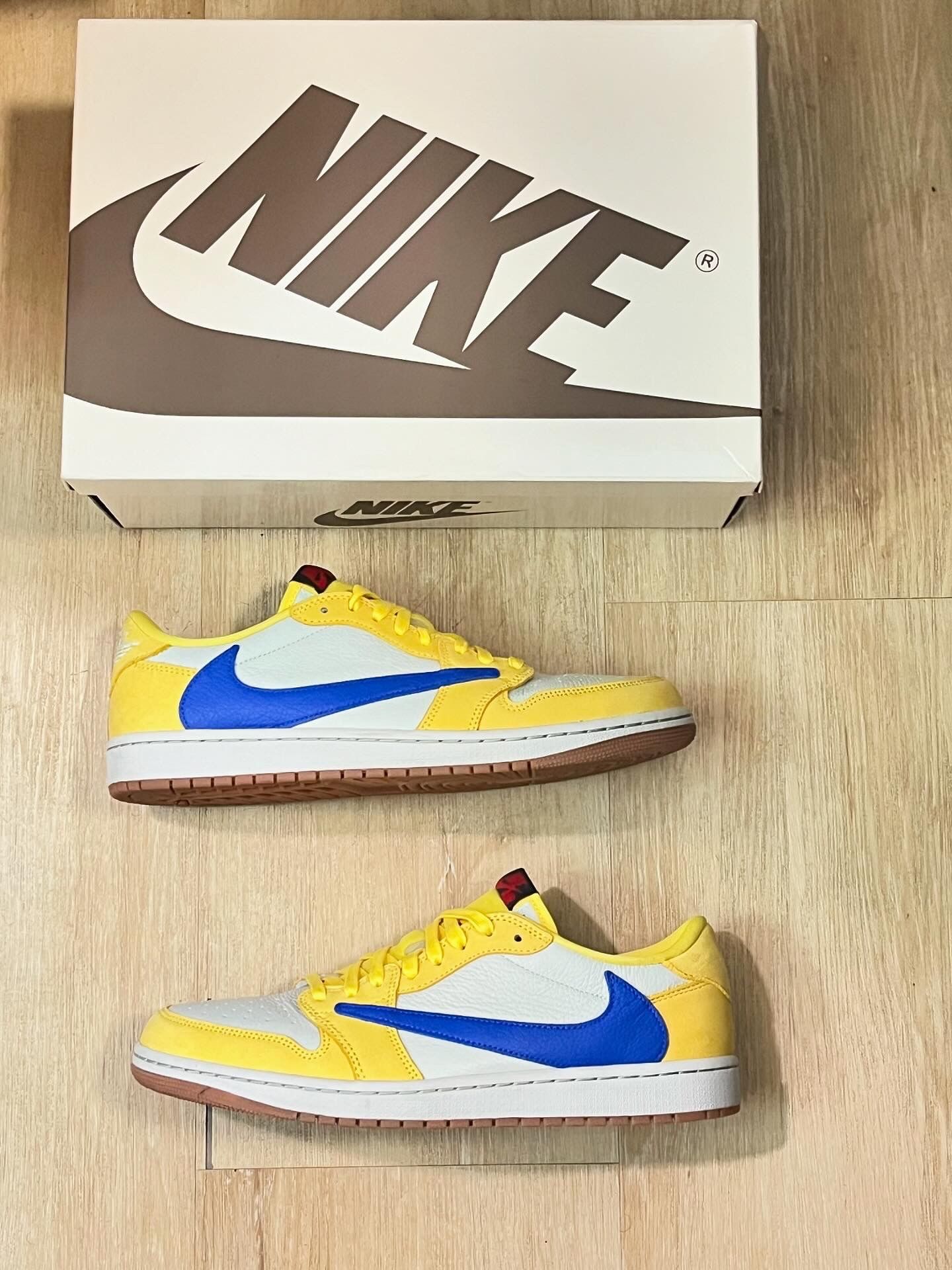 (2024) Travis x Jordan 1 Canary Size 11.5 Men/13w