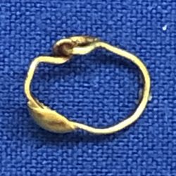 Ancient Roman Gold Earring