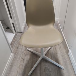 Single Art Deco Chair