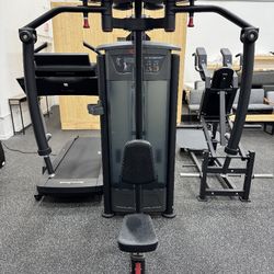 I Have A Bunch Of Gym Equipment As Well As A Sauna And A Cold Plunge For Sale, I Also Have A Bunch Of Office Chairs/Desks If Interested Dm Me. 