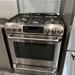 General Electric Gas Stove – Fully Functional! 🔥