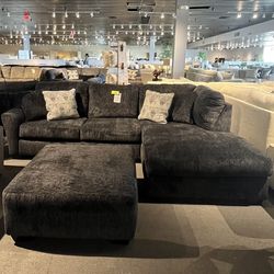 2PC Sectional 