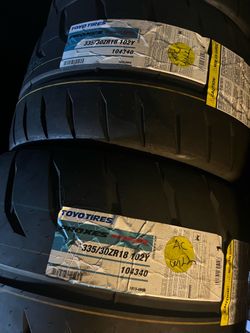 335/30ZR18 TOYO PROXES R888