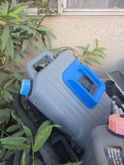 Lot of vacuum and fogger machines