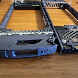 2.5 SAS Drive Trays