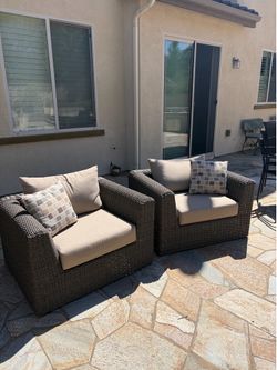 Oversized Costco patio chair & Sunbrella cushions