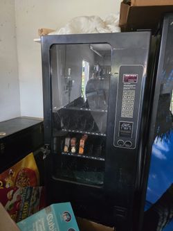 Snack Vending Machine