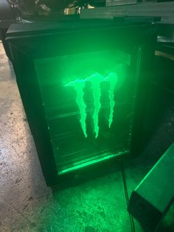 IDW G-STYLE1 MONSTER ENERGY DRINK COMMERCIAL MINI FRIDGE [CASH ONLY]