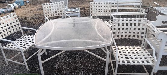 5 PIECE ALUMINUM PATIO SET