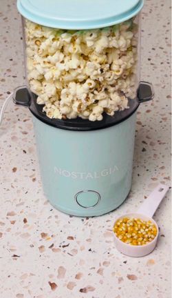 Nostalgia 8 Cup Popcorn Maker