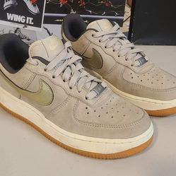 Nike Air Force 1 ‘07 Premium Suede Tan-Gold 818595-200 Women's Size 6