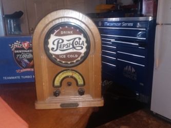 Pepsi-Cola Collectible Limited Edition AM FM Radio