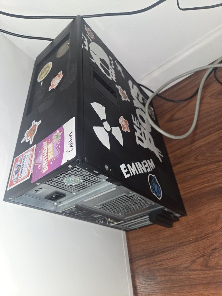 Dell Computers And Monitors