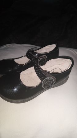 Toddler tech shoes Size 8 slightly used girl shoes