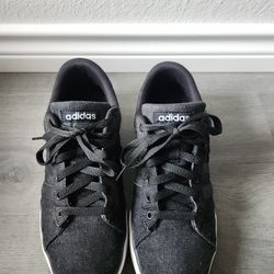 Men's Adidas size 7.5