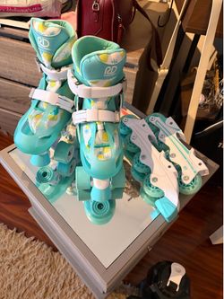 Kids skates size 10 like new