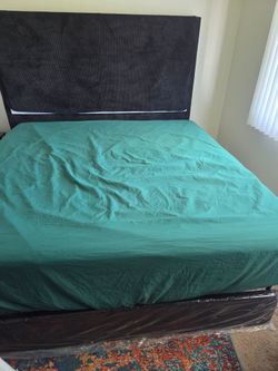 King bedframe