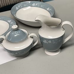 Royal Doulton Reflections Pattern Service For 12