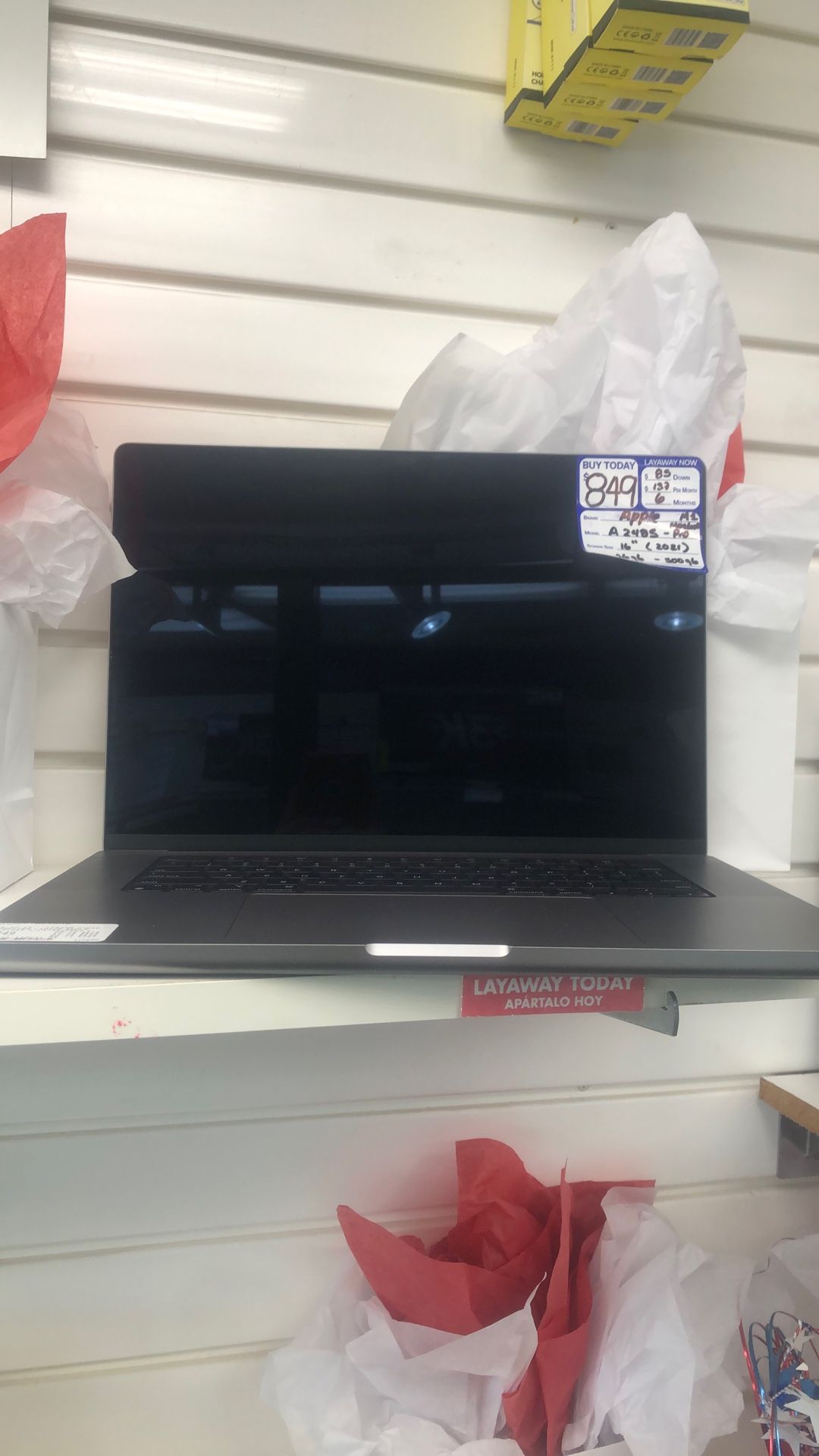 Apple MacBook Pro M1 A2485