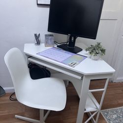 Desk And Chair