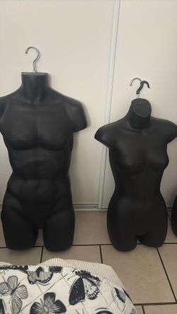 Mannequin Hanger