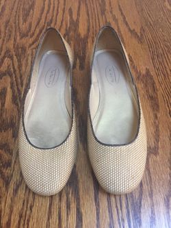 Tan Talbots Flats, size 6