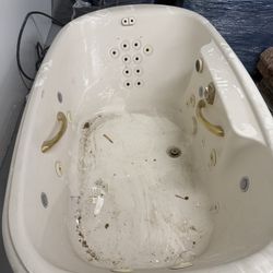 Bathtub Jacuzzi 