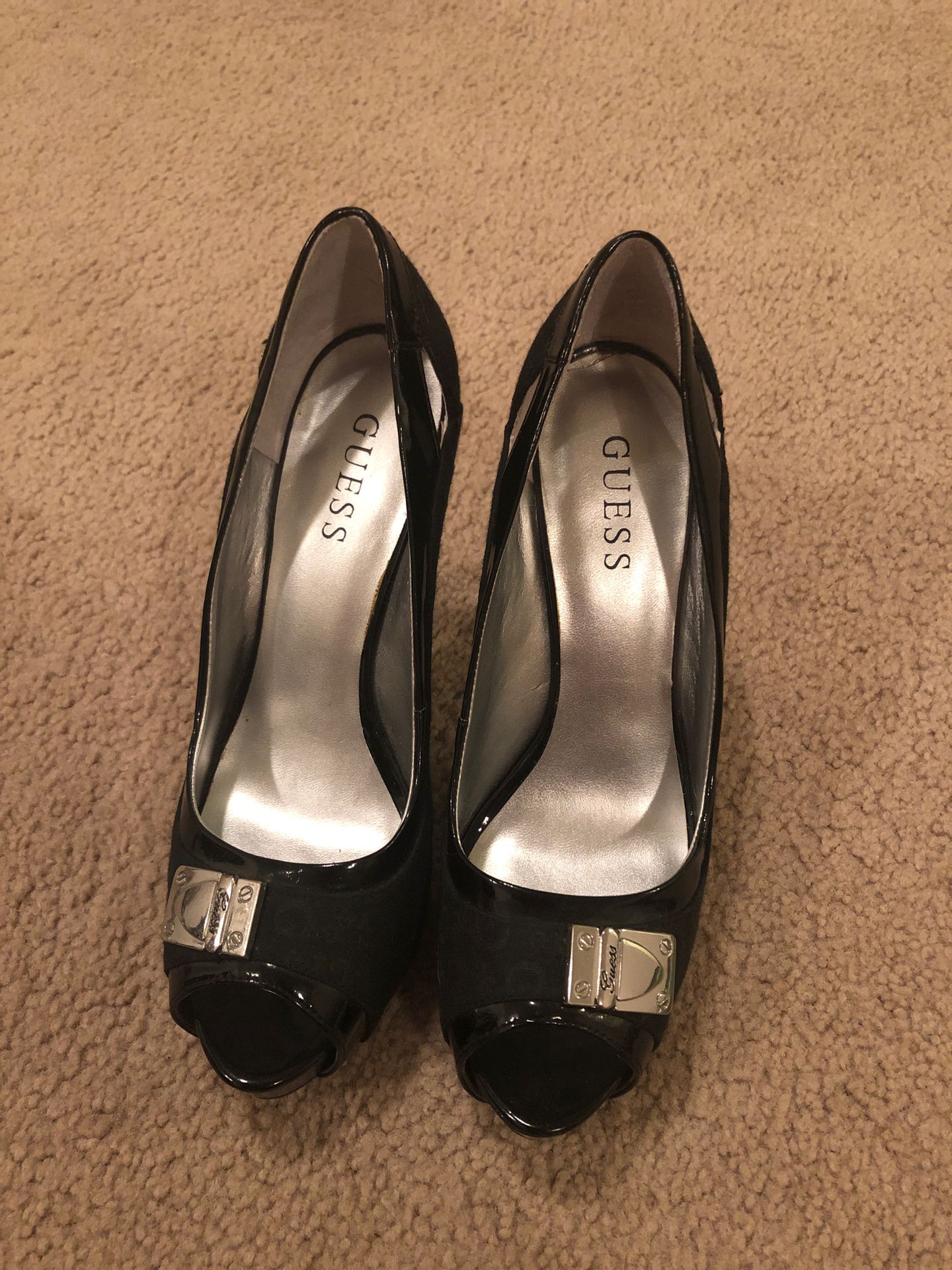 Guess high heels size 7.5