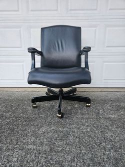 Fairfield Leather Swivel Tilt Desk Office Chair