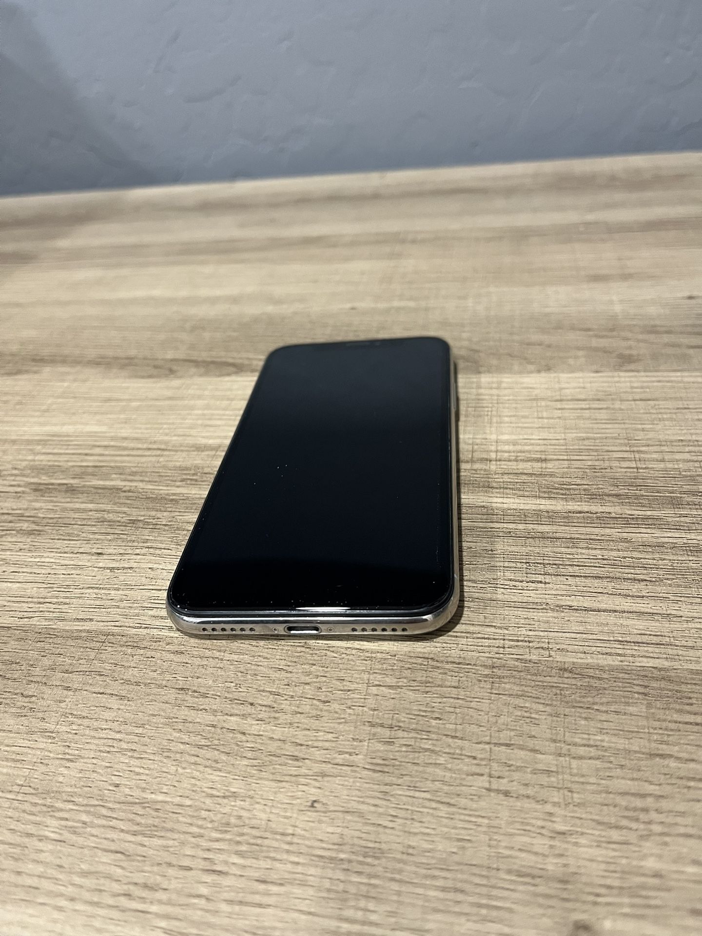 iPhone X