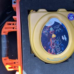 A E D.   Defibrillator 