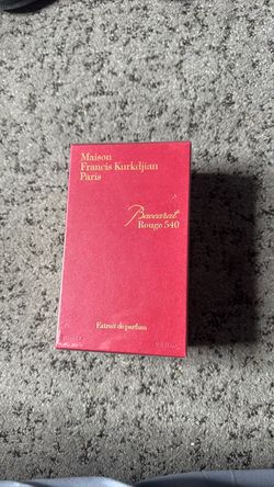 Baccarat cologne in box