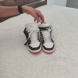 Puma High Top Black White And gold,Size 4