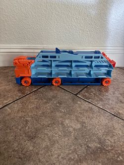 Hot Wheels Mega Hauler Truck