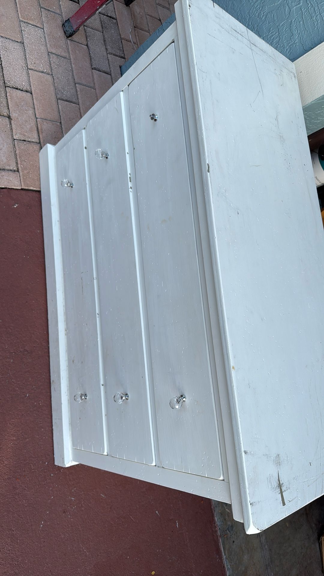 Dresser Cabinet FREE FREE FREE