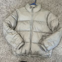 Hollister puffer