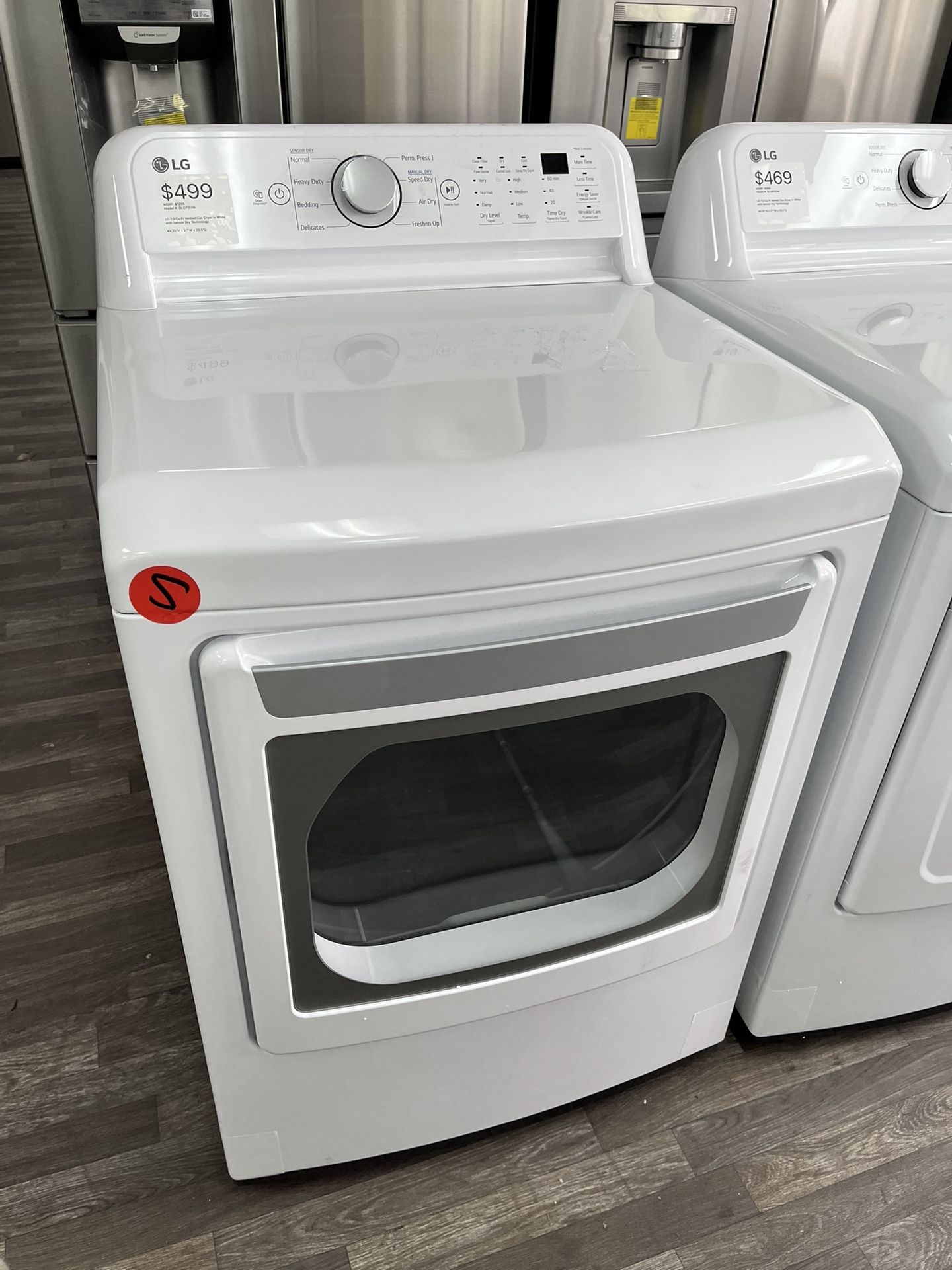 $499 LG 7.3 Cu Ft Vented Gas Dryer, Sensor Dry Technology, One Year Warranty