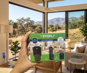 🔥 Summer Essential! Brand New VEYOFLY Indoor Fly & Flying Insect Trap (4 Devices + 12 Refill Glue Cards) – Black