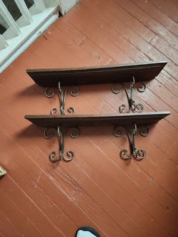 Set Of 2 Wall Shelves