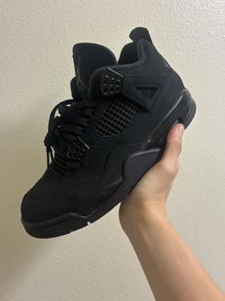 Black Cats Jordan 4
